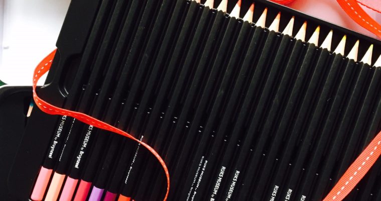 Gifts for artists ~ the ultimate Christmas gift guide