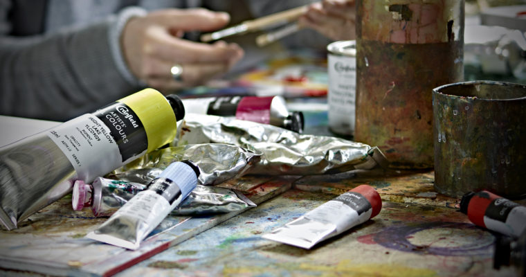 8 Tales about the history of art materials